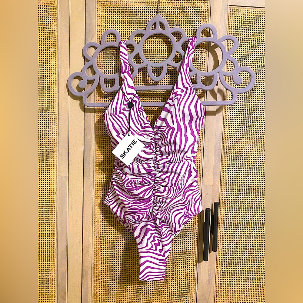 Skatie XS new Jacklyn one piece in “Malta” print